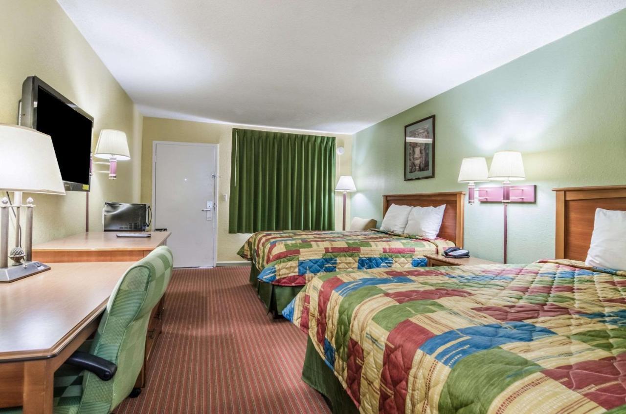 Regency Inn Конкордия Экстерьер фото